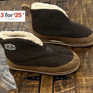 Kuailu Brown and Tan Slippers size 13
